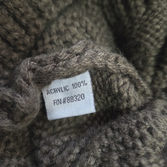 C.C. Exclusives Knitted Hat Beanie Green Winter Boho - Picture 4 of 8
